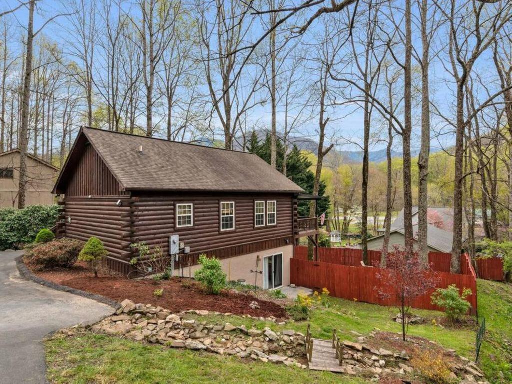 Soco Serene Cabin In The Heart Of Maggie Valley Exteriér fotografie