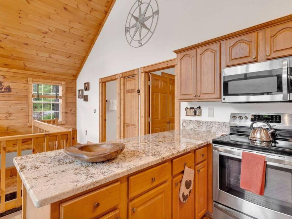 Soco Serene Cabin In The Heart Of Maggie Valley Exteriér fotografie